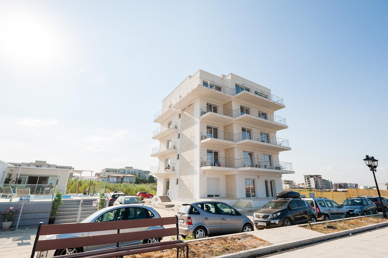 By The Sea Residence Năvodari Extérieur photo